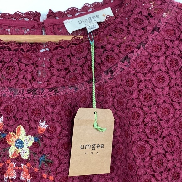 Umgee Burgundy Lace Floral Embroidered Lined Lace Blouse Size 1X NWT - Picture 4 of 7